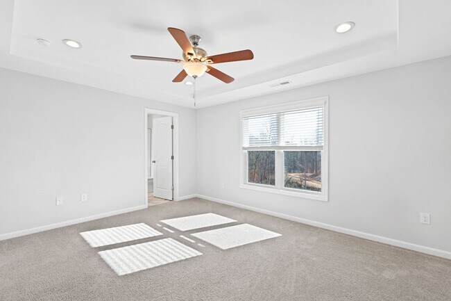 Building Photo - Like New 3 Bedroom Home Walk to DT Clayton!