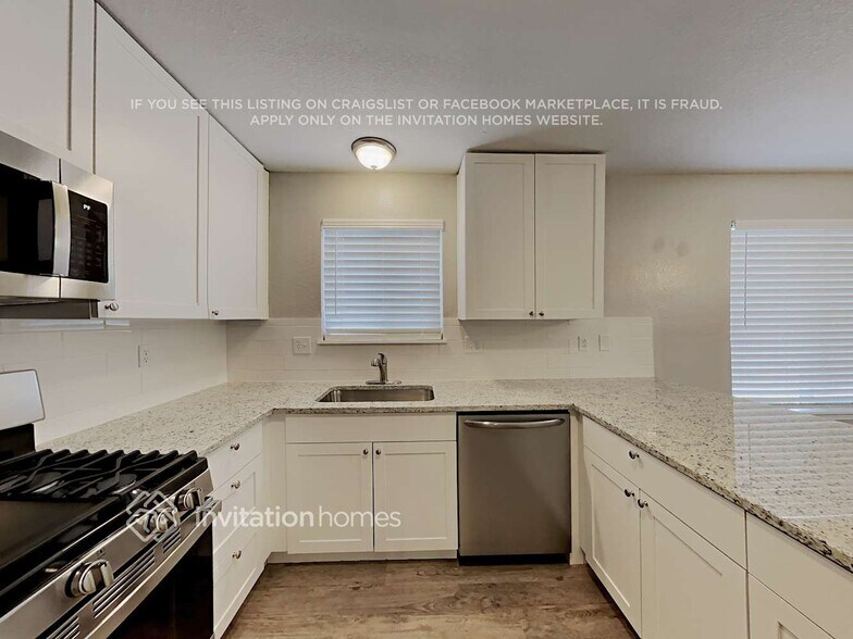 Building Photo - 9424 Dew Drop Ct