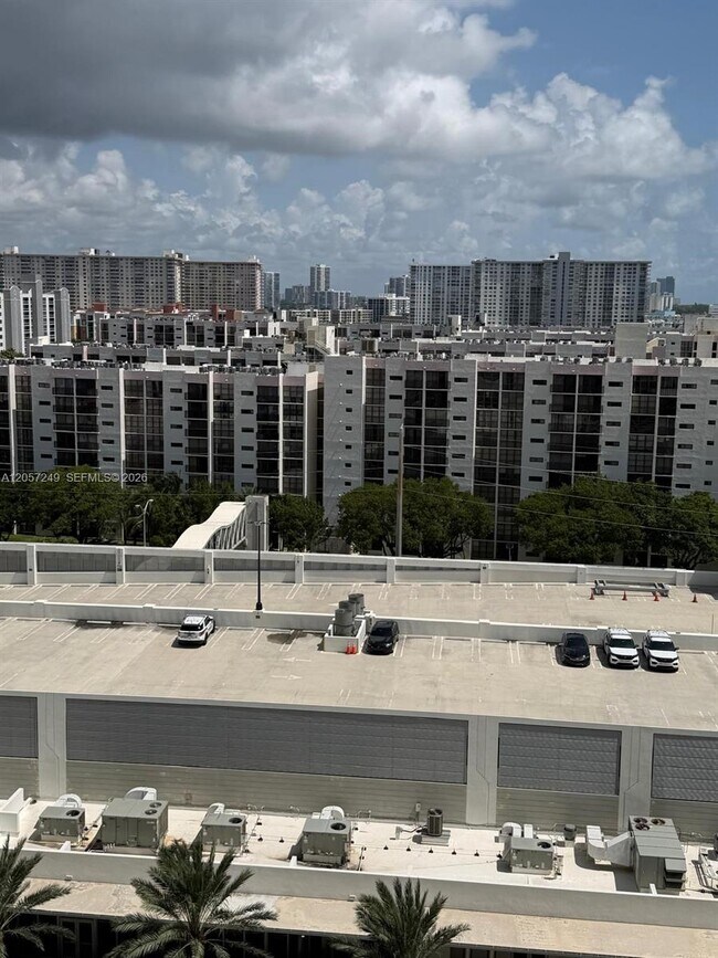 Building Photo - 250 Sunny Isles Blvd