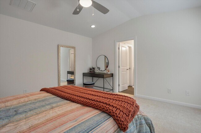 Building Photo - 1418 Widows Ct