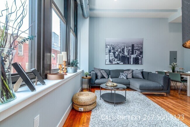 Building Photo - 1501 S. 17th-B112