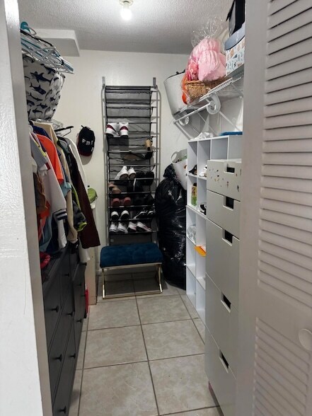 Building Photo - 502 Davis Rd