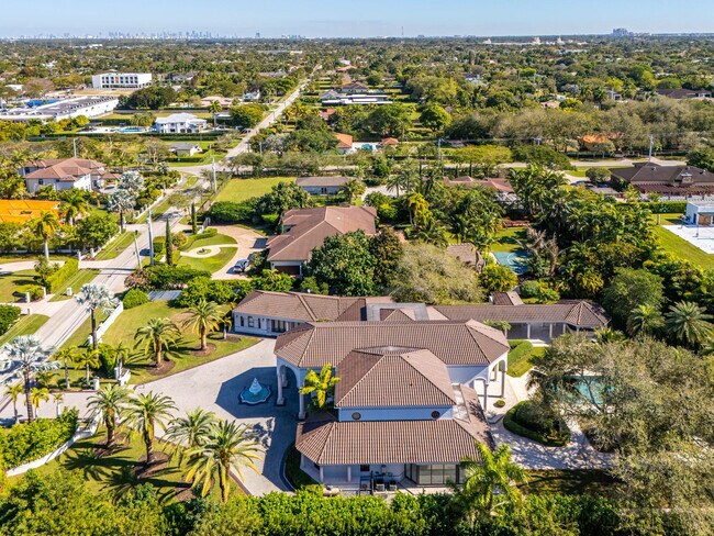 Building Photo - 10270 SW 58th St