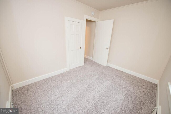 Building Photo - 1226 Pemberton Dr