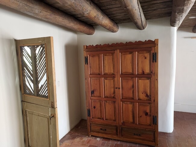 Building Photo - 20 Rancho Ancon Ln