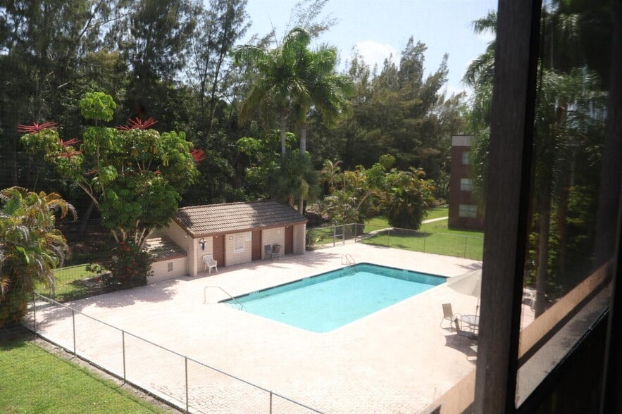 Building Photo - 7080 Nova Dr