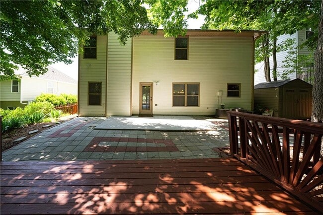 Building Photo - 715 Moonlight Way