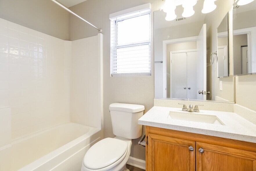 Building Photo - 63 Belle Maison Ave