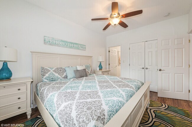 Building Photo - Beach Bliss: Cozy Condo Near Rehoboth & Lewes