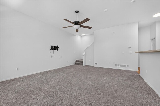 Building Photo - 39763 Rockcrest Cir