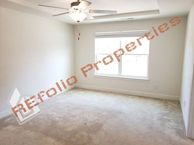 Building Photo - Elegant 3 Bedroom 2.5 Bath 1-Car Garage To...