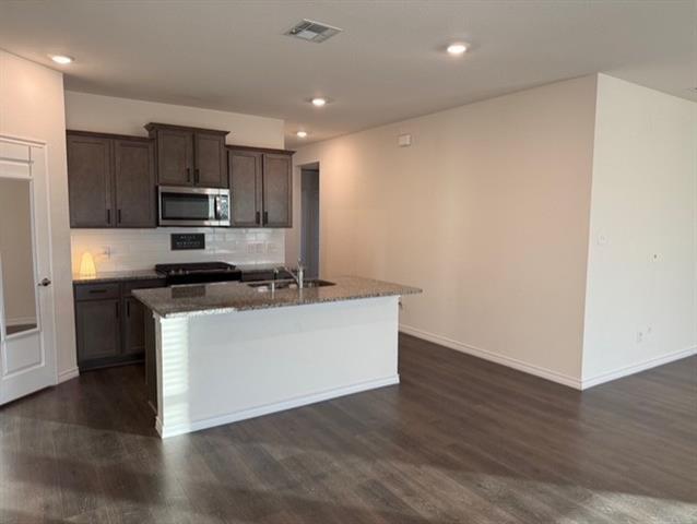 Building Photo - 1412 Chestnut Cove Dr