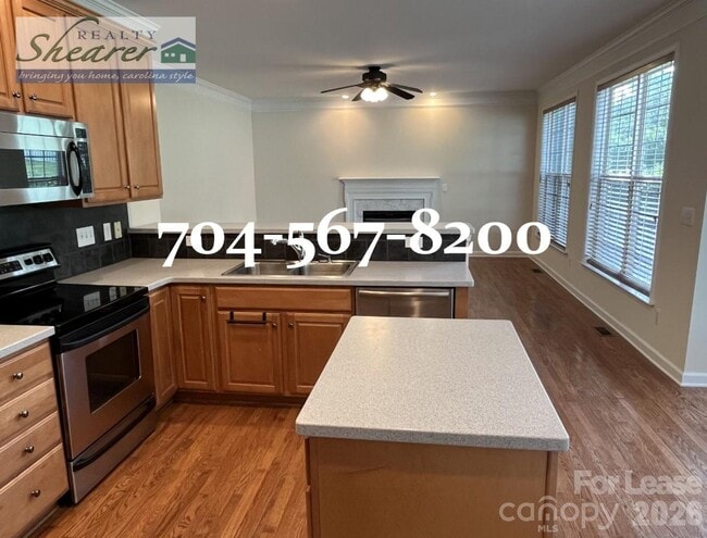 Building Photo - 8531 Camberly Rd