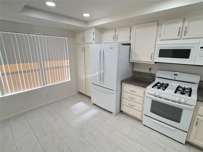 Building Photo - 85 Sandpiper
