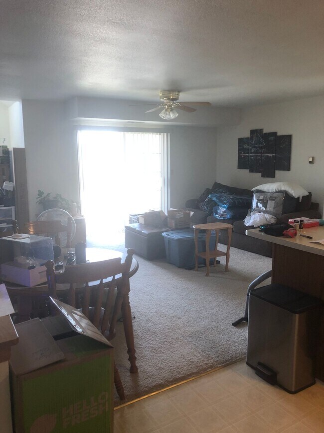 Building Photo - Parkside Village Apartment Homes in Mayville, WI