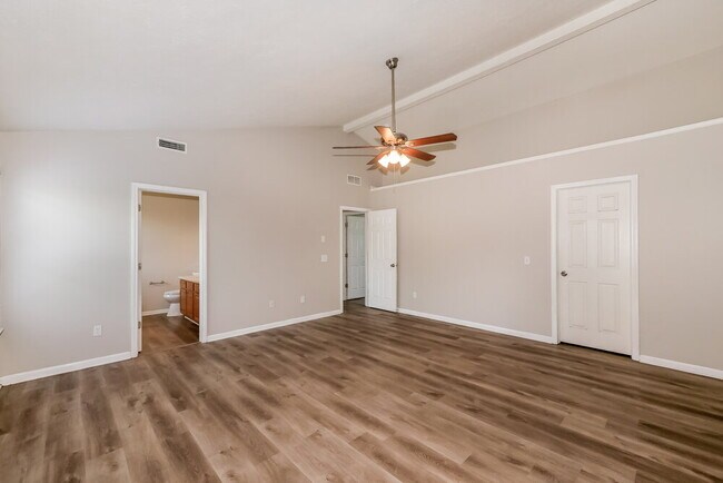 Building Photo - 749 Morgan Way