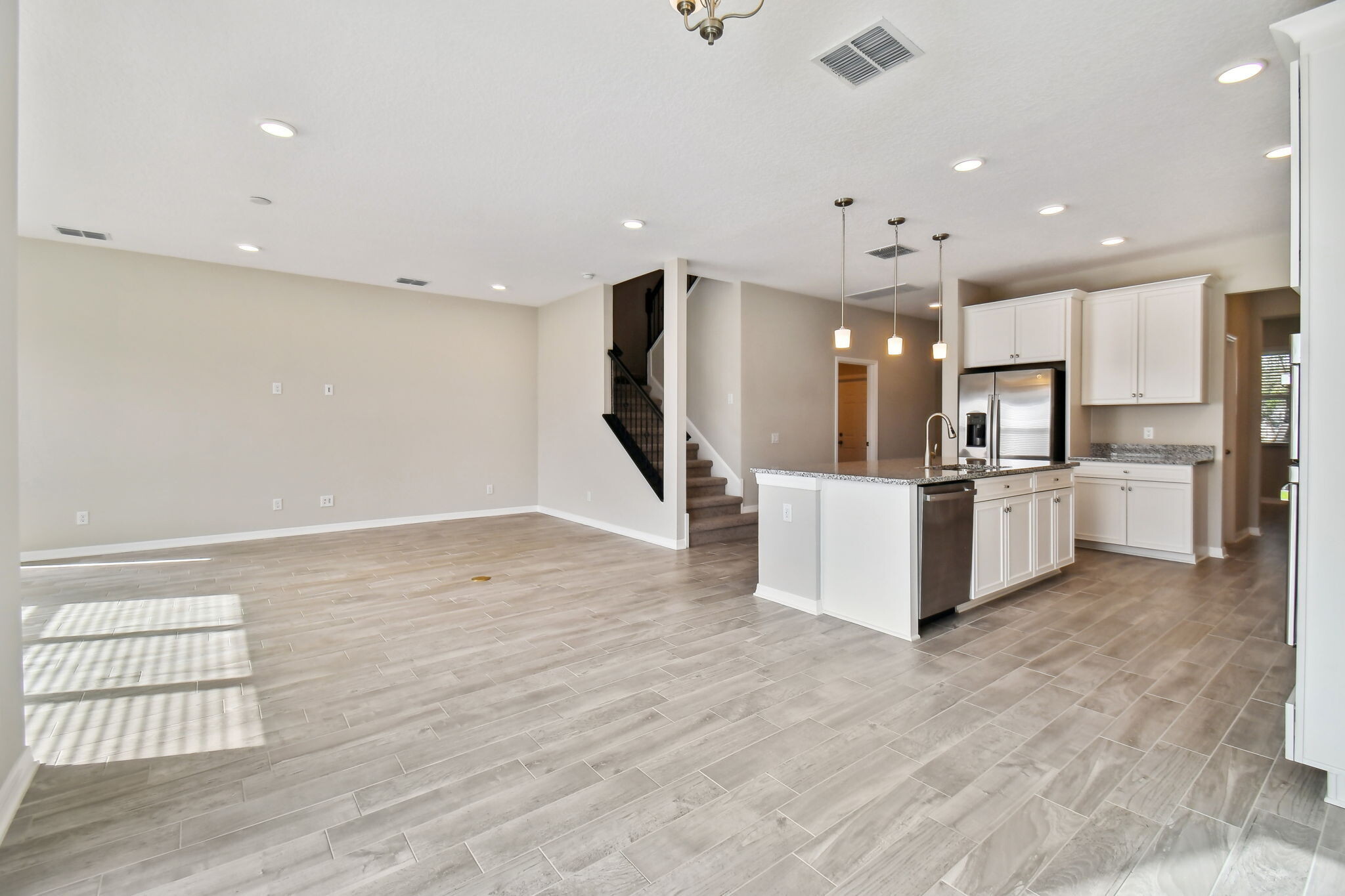 Building Photo - 38190 Shale Stone Ct
