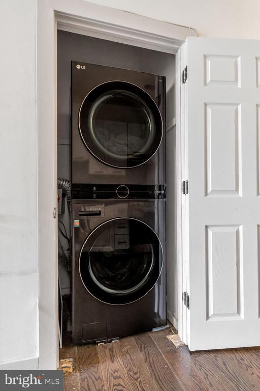 Building Photo - 1635 N 33rd St