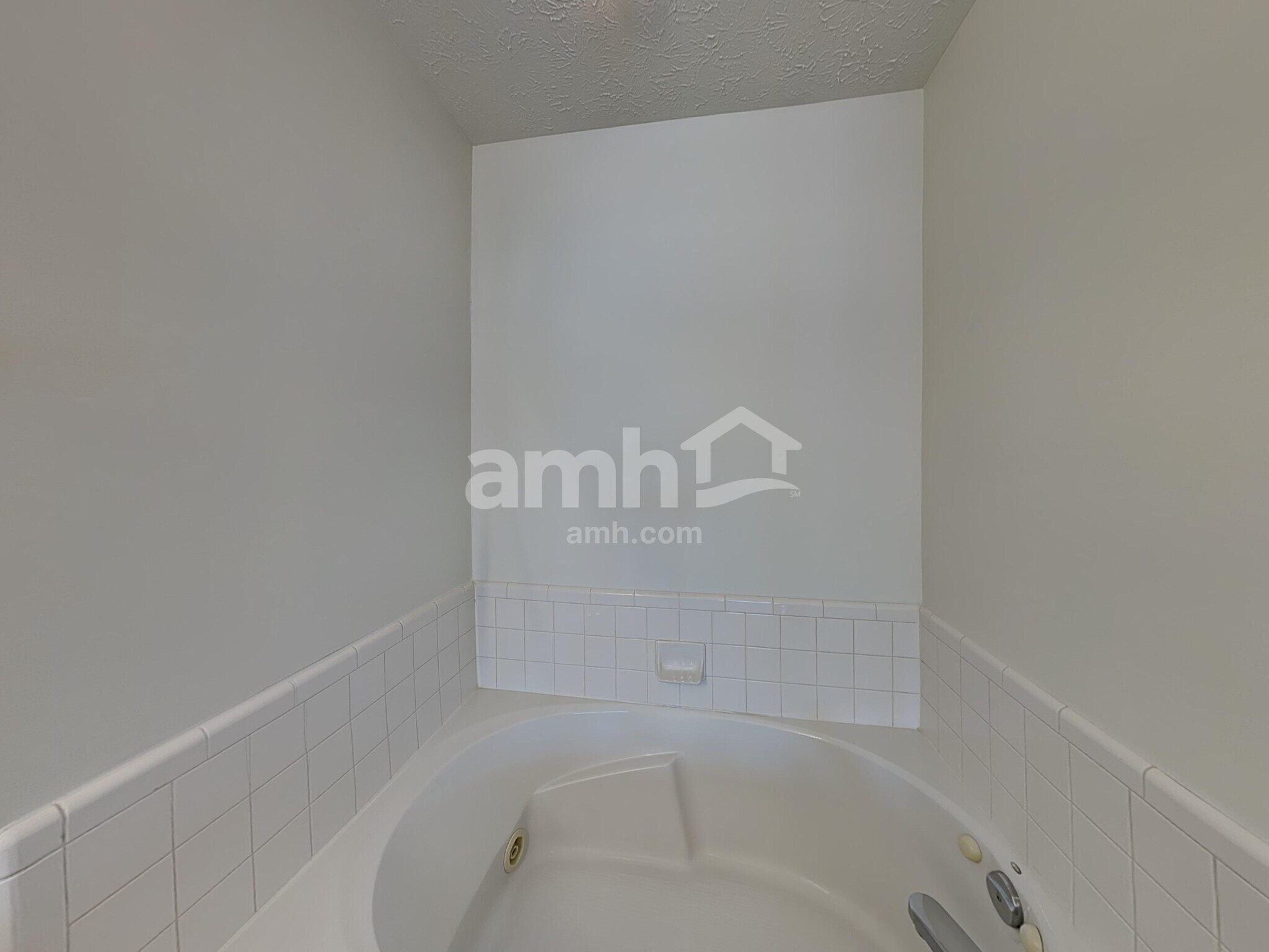 Building Photo - 2328 Salem Park Dr