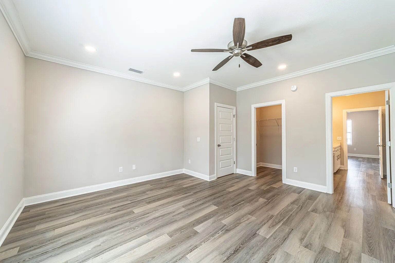 Building Photo - 133 Promenade Pl