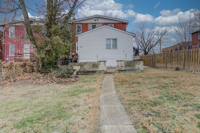 Building Photo - 1300 McCausland Ave