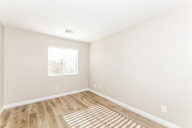 Building Photo - 156 Salcio Ave