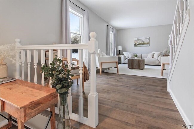 Building Photo - 4784 New Hope S