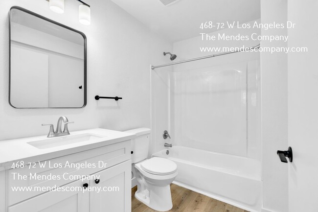 Building Photo - 468-72 W Los Angeles Dr