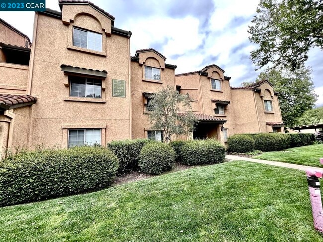 Building Photo - 785 Watson Canyon Ct