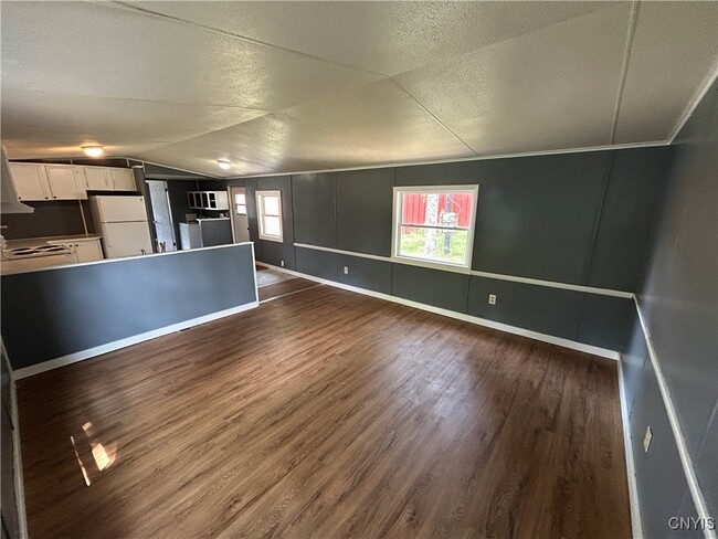 Building Photo - 269 US-11