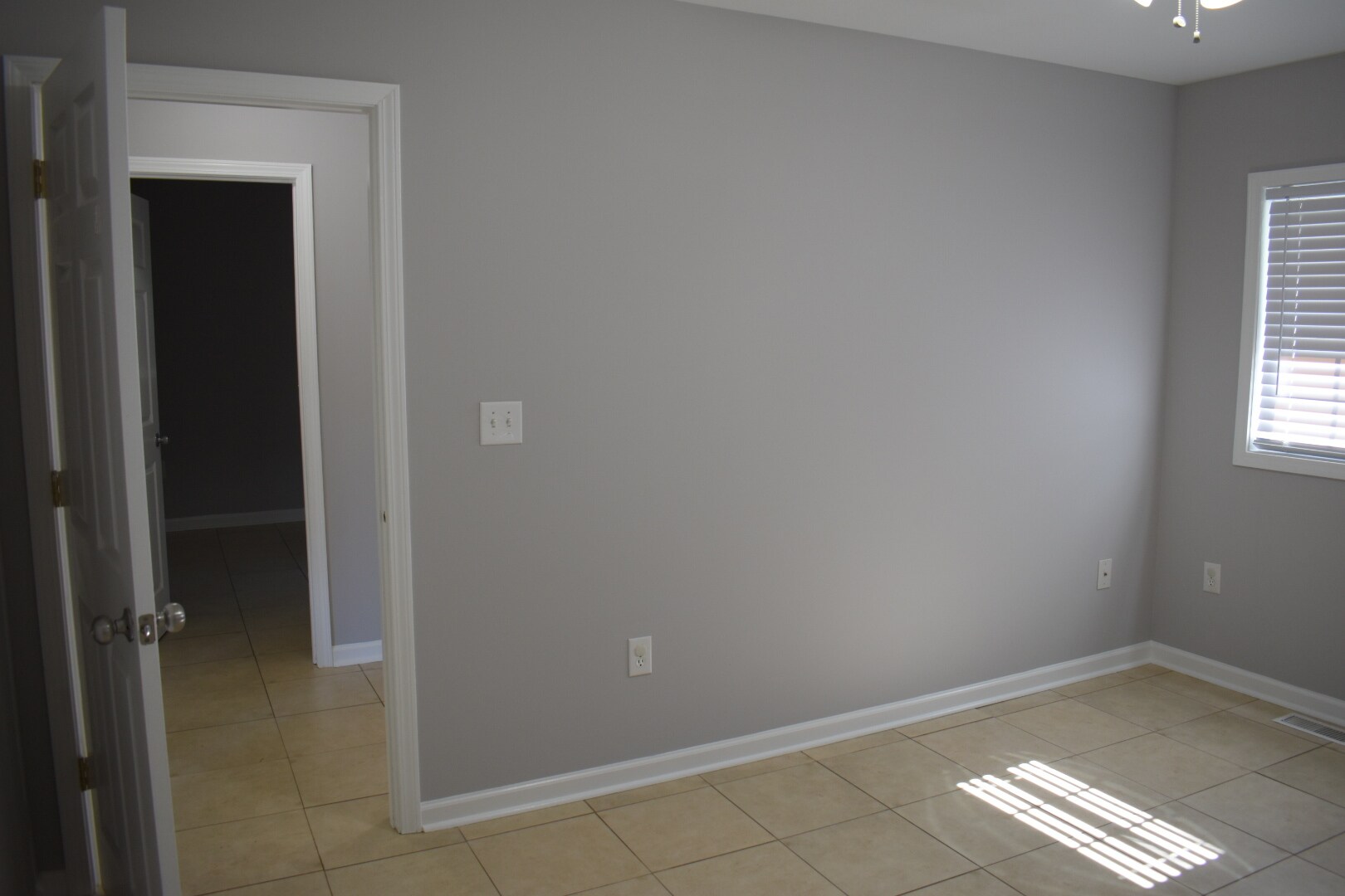 Building Photo - 2109 Wisteria Dr