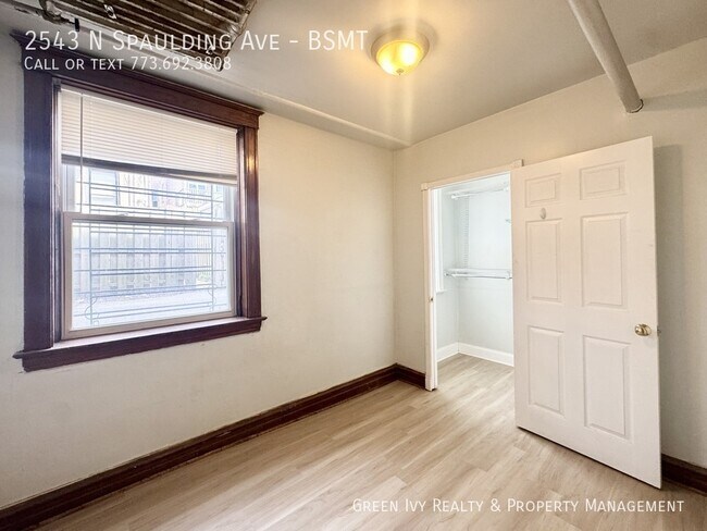 Building Photo - 2543 N Spaulding Ave