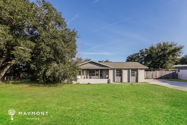 Building Photo - 1234 Durham Dr