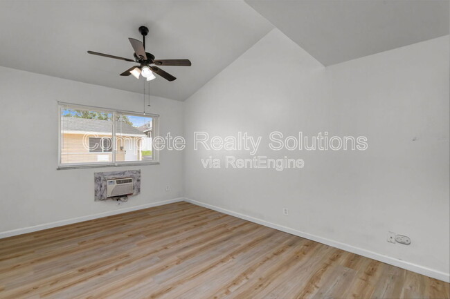 Building Photo - 2323 Woodson Rd