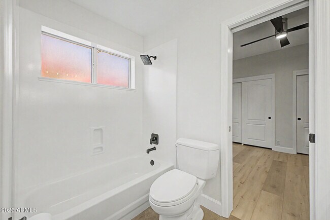 Building Photo - 3740 E Tonto Ct
