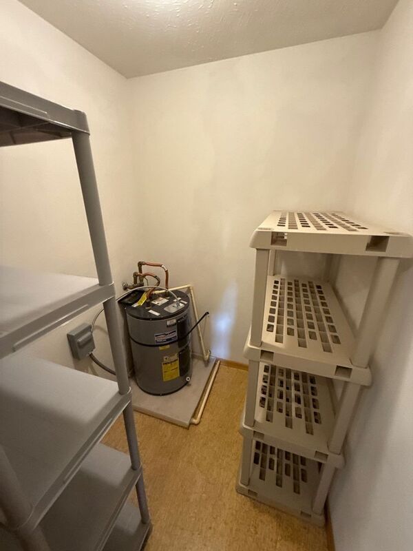 Building Photo - 1161 Howard St SE