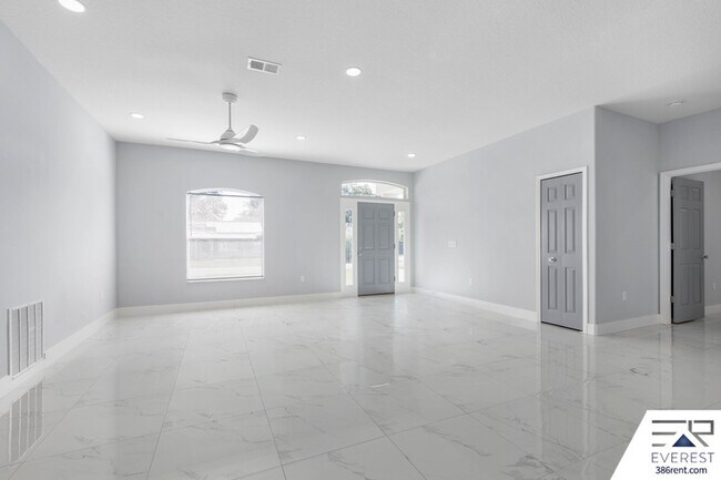 Building Photo - 45 Bruning Ln