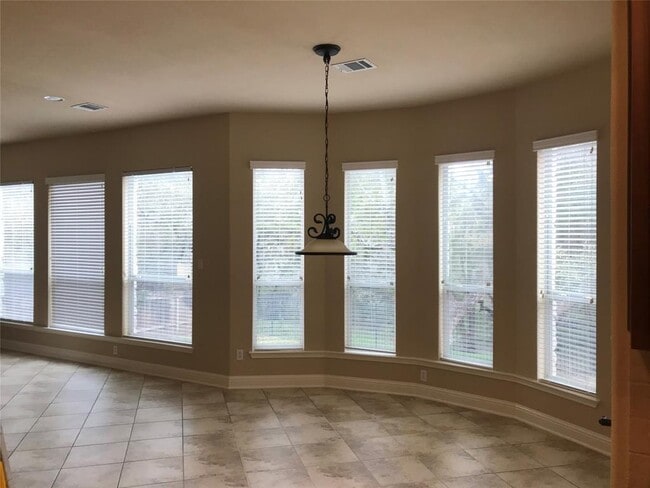 Building Photo - 7500 Mitra Dr
