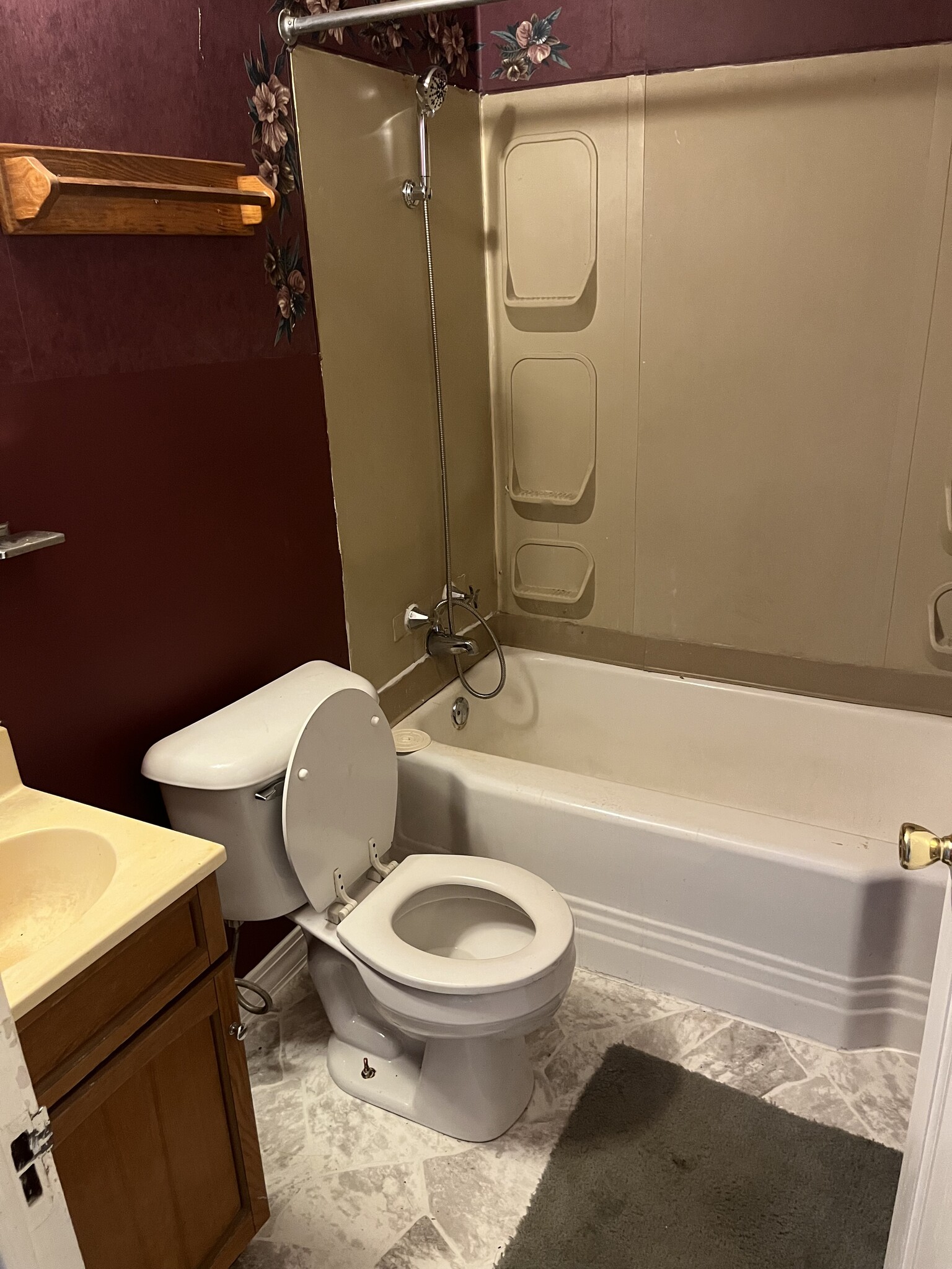 Bathroom - 6244 Raleigh Dr