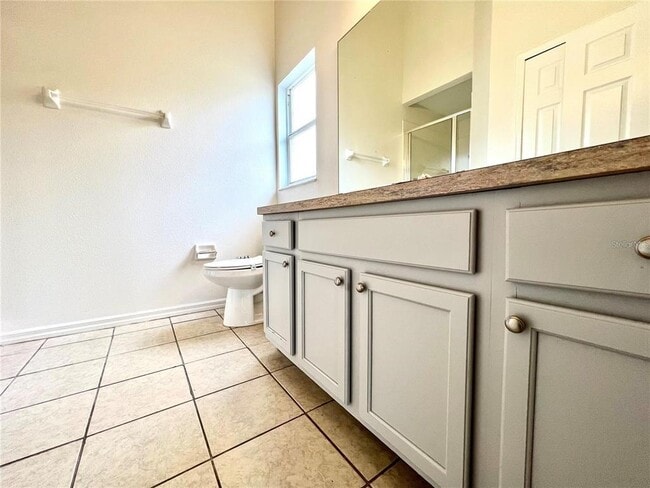 Building Photo - 1140 Cedarwood Way