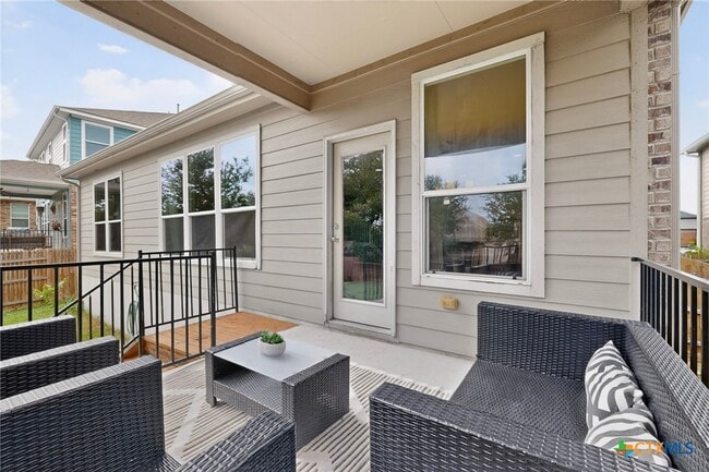 Building Photo - 429 Sheepshank Dr