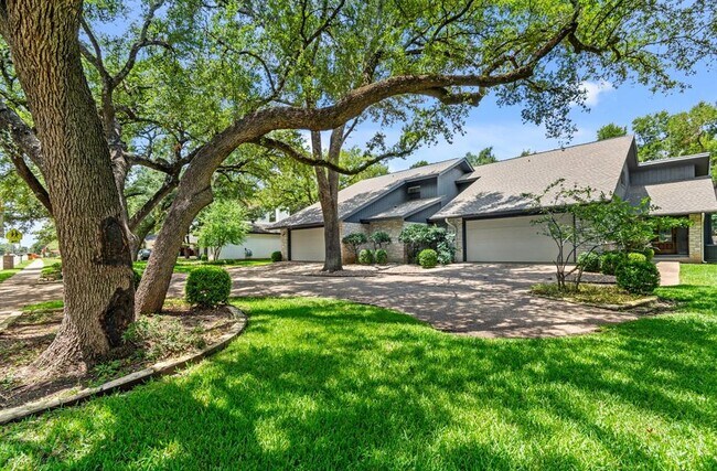 Primary Photo - 8606 Mesa Dr