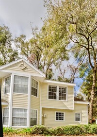 Building Photo - 2302 SW 73rd Terrace
