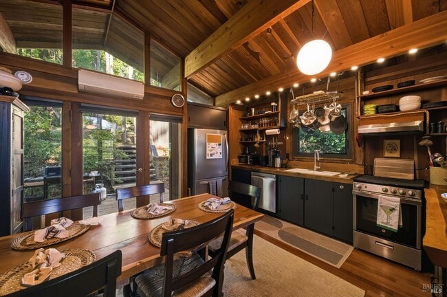 Building Photo - 22000 Timber Cove Rd