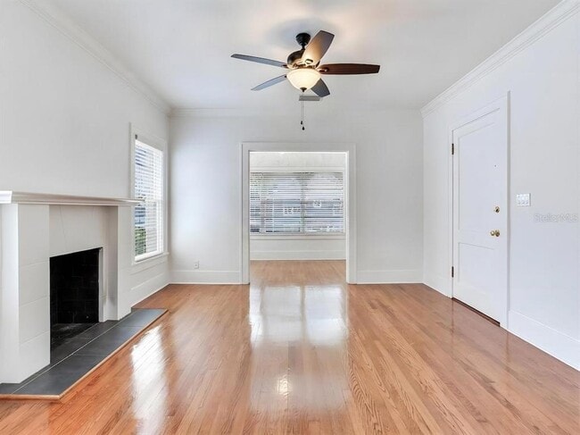 Building Photo - 2114 W Dekle Ave
