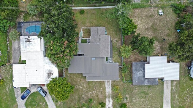 Building Photo - 1311 Hillcrest Dr