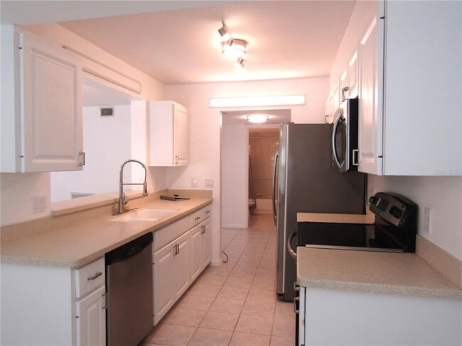 Building Photo - 5684 Sheffield Greene Cir