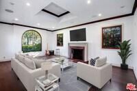 Building Photo - 139 S Kilkea Dr