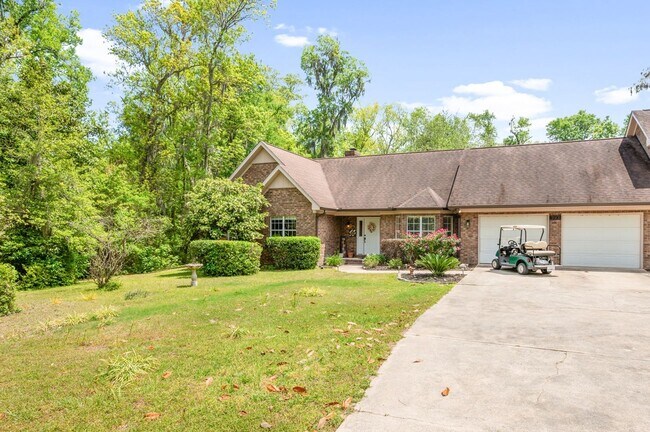 Building Photo - Everything included in rent price!! All ut...
