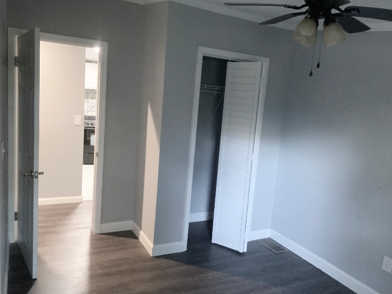 Building Photo - 6253 SW County Rd 240